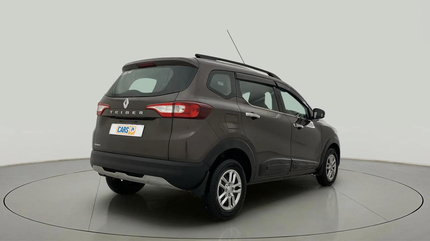 2023 Renault TRIBER RXT, Petrol, Manual, 15,118 km, Right Back Diagonal