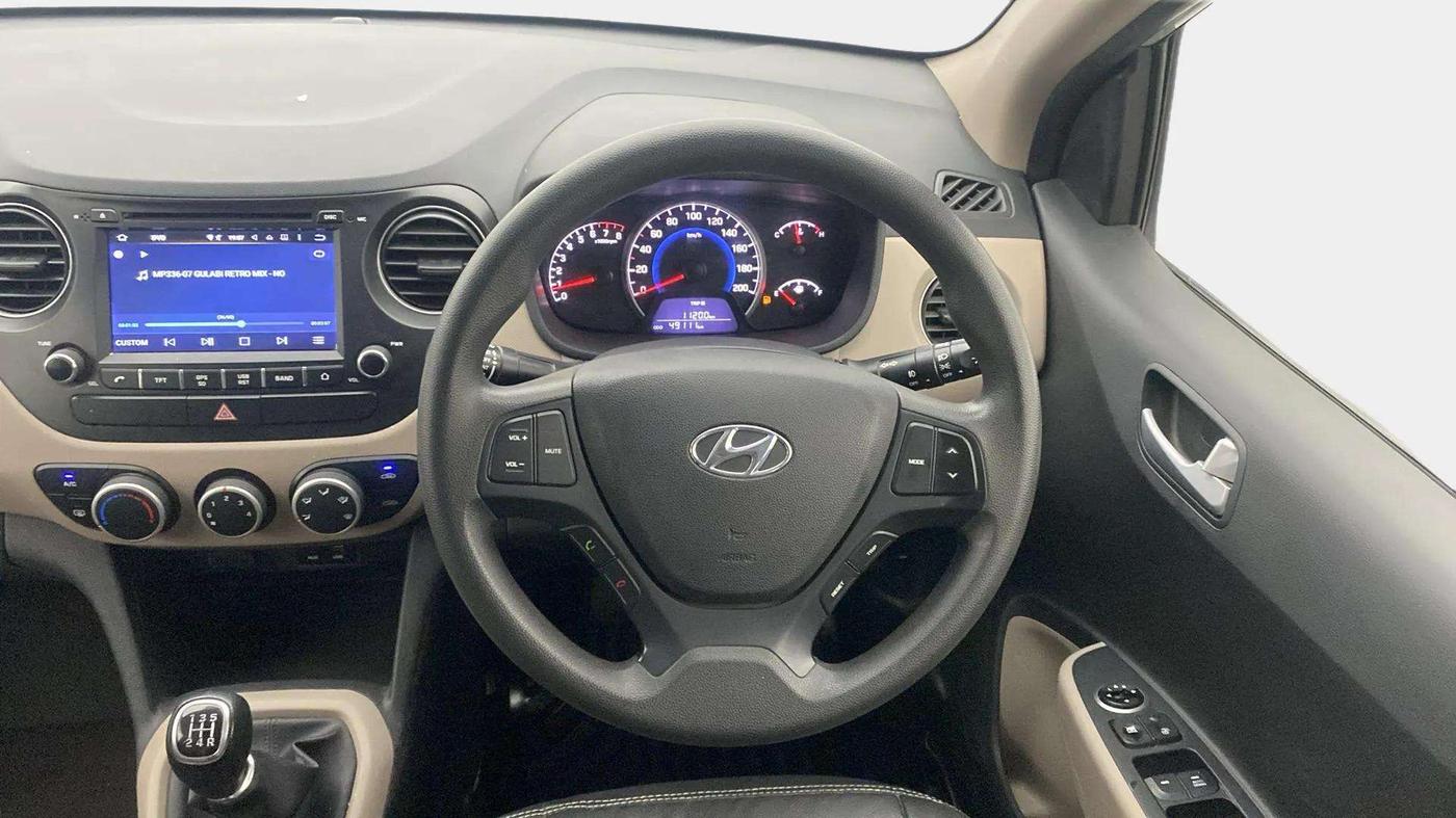 2017 Hyundai Grand i10 SPORTZ 1.2 KAPPA VTVT, Petrol, Manual, 49,186 km, Steering Wheel Close Up