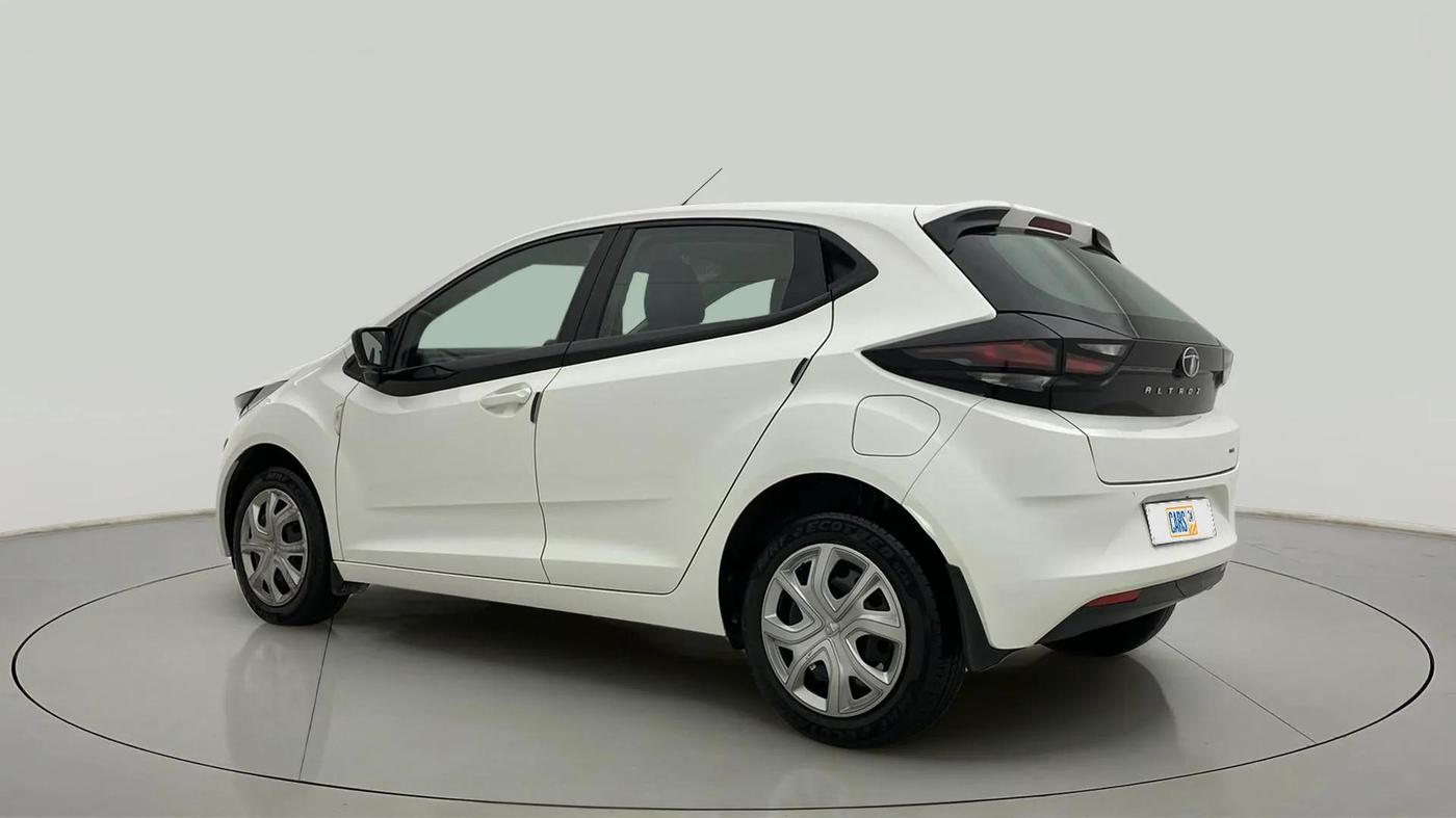 2023 Tata ALTROZ XM PLUS CNG, CNG, Manual, 35,216 km, Left Back Diagonal
