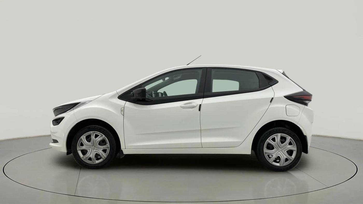 2023 Tata ALTROZ XM PLUS CNG, CNG, Manual, 35,216 km, Left Side