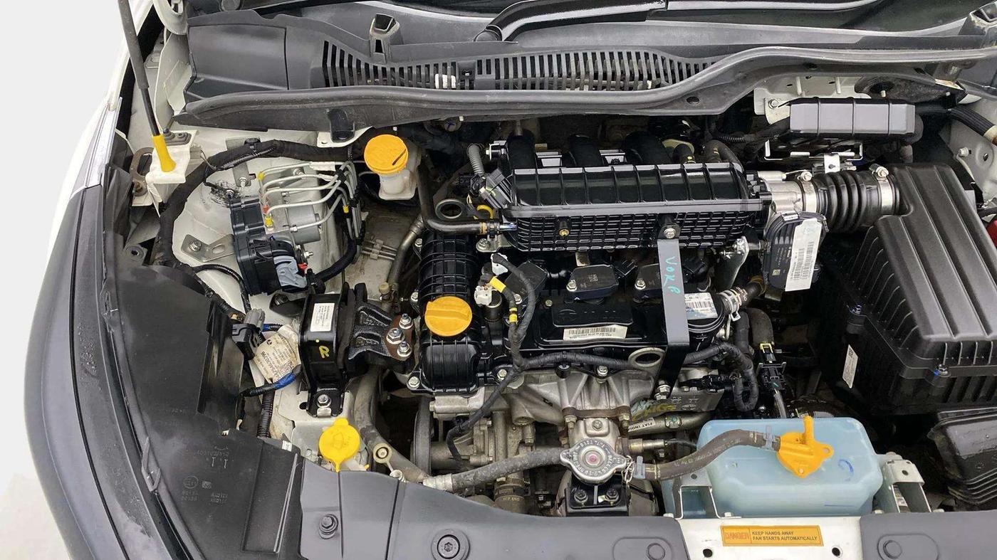 2023 Tata ALTROZ XM PLUS CNG, CNG, Manual, 35,216 km, Engine View - Right
