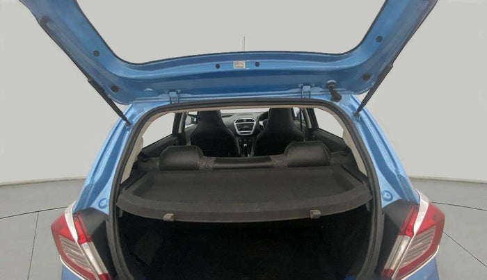 2016 Tata Tiago XT PETROL, Petrol, Manual, 38,554 km, Boot Inside