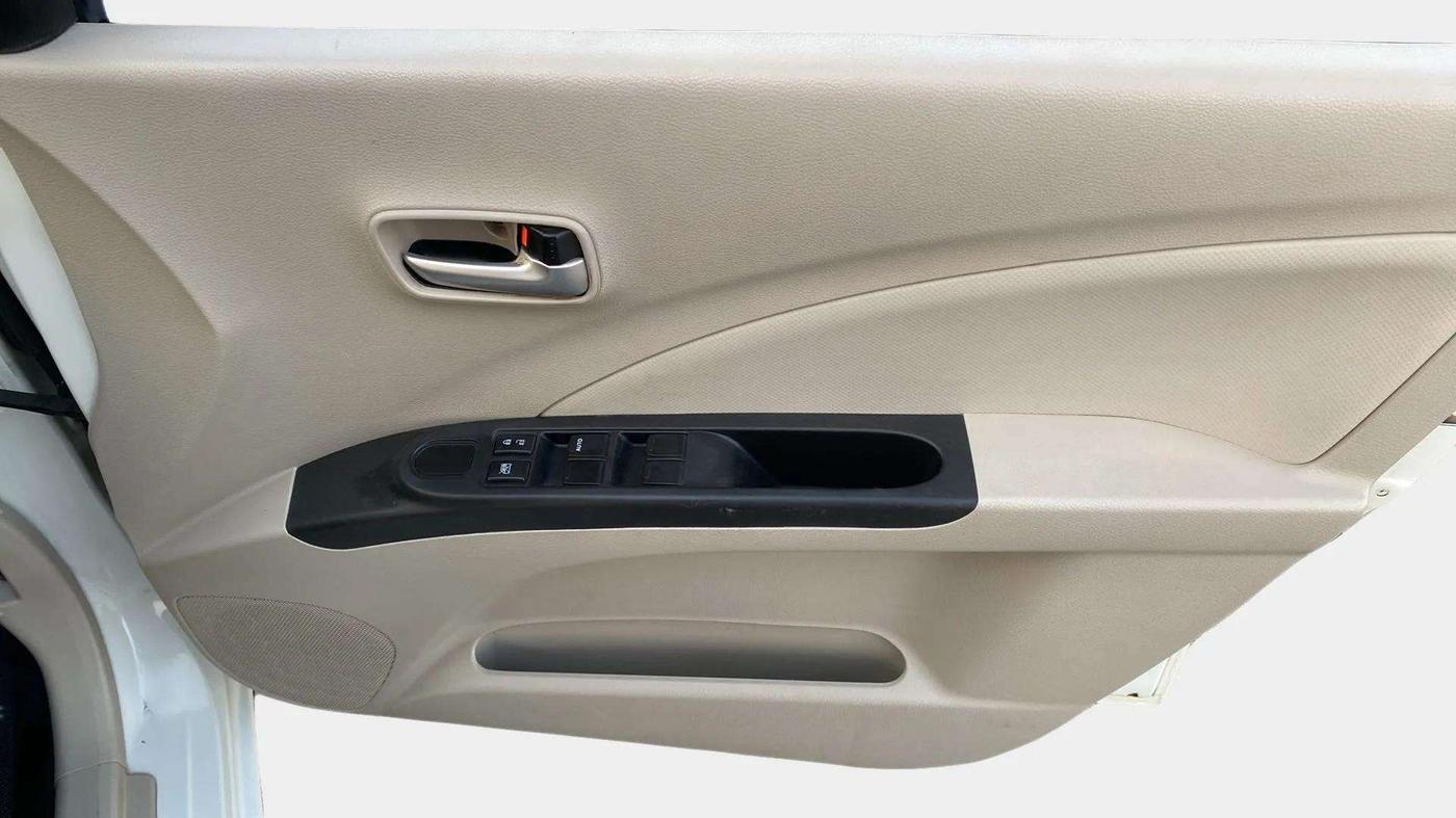2020 Maruti Celerio VXI CNG, CNG, Manual, 27,435 km, Driver Side Door Panels Control