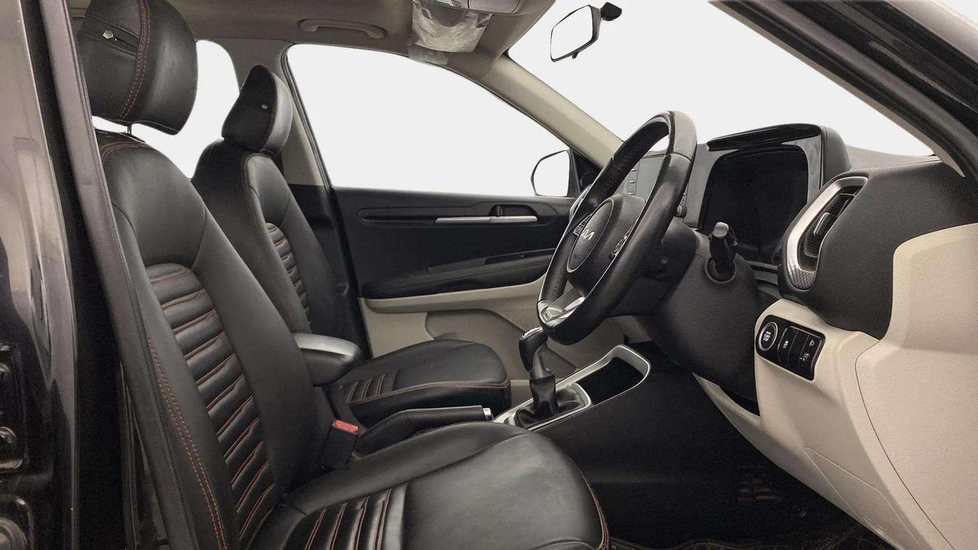 2021 KIA SONET HTX 1.0 IMT, Petrol, Manual, 60,297 km, Right Side Front Door Cabin