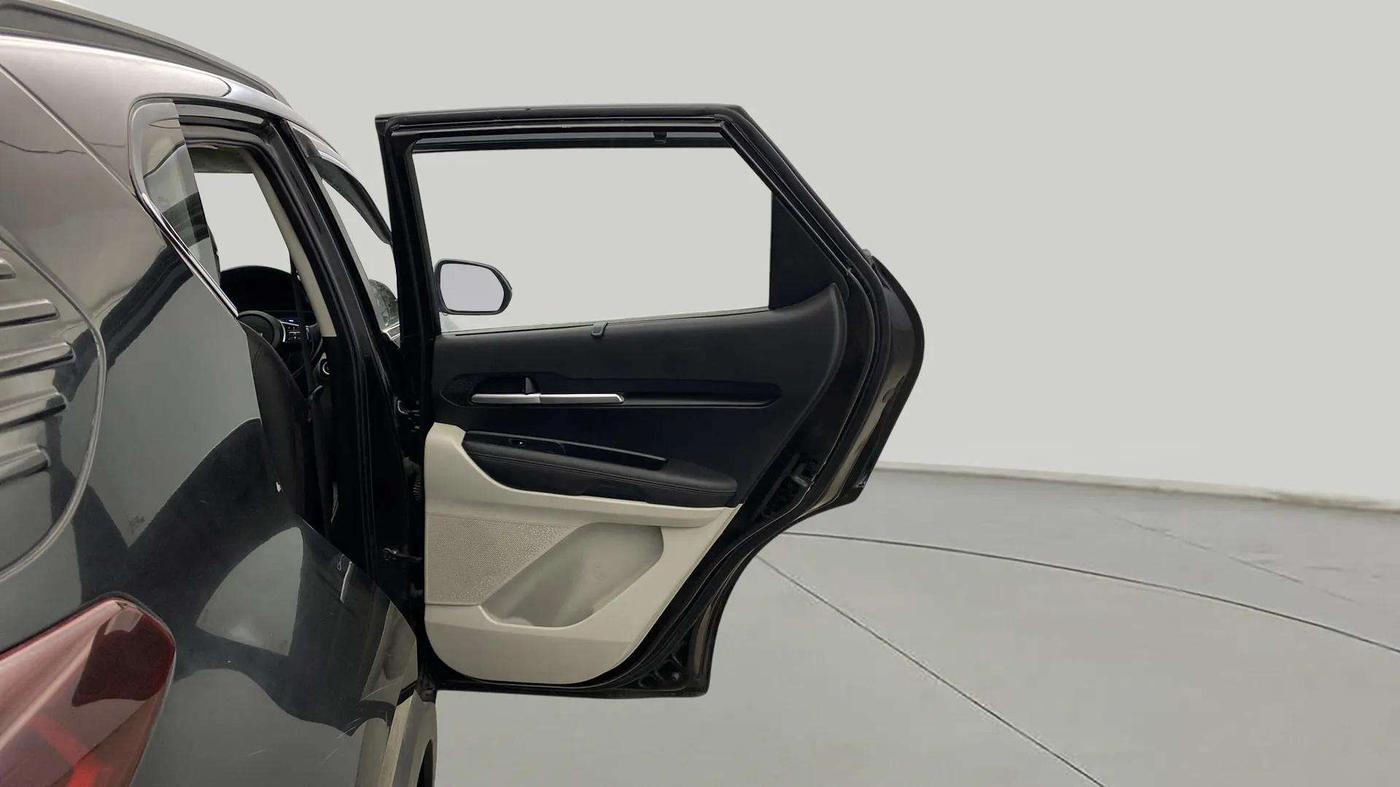 2021 KIA SONET HTX 1.0 IMT, Petrol, Manual, 60,297 km, RHS Rear Door
