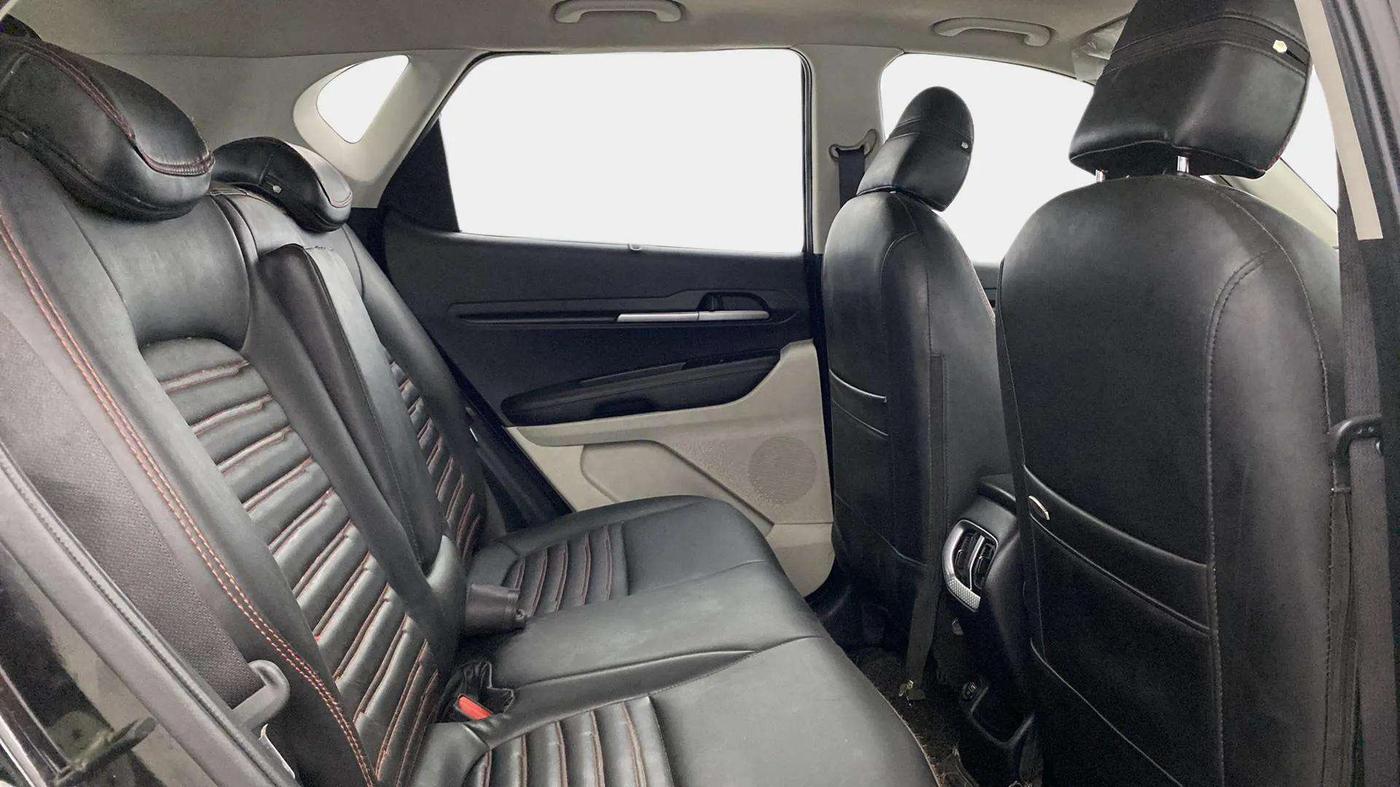 2021 KIA SONET HTX 1.0 IMT, Petrol, Manual, 60,297 km, Right Side Rear Door Cabin