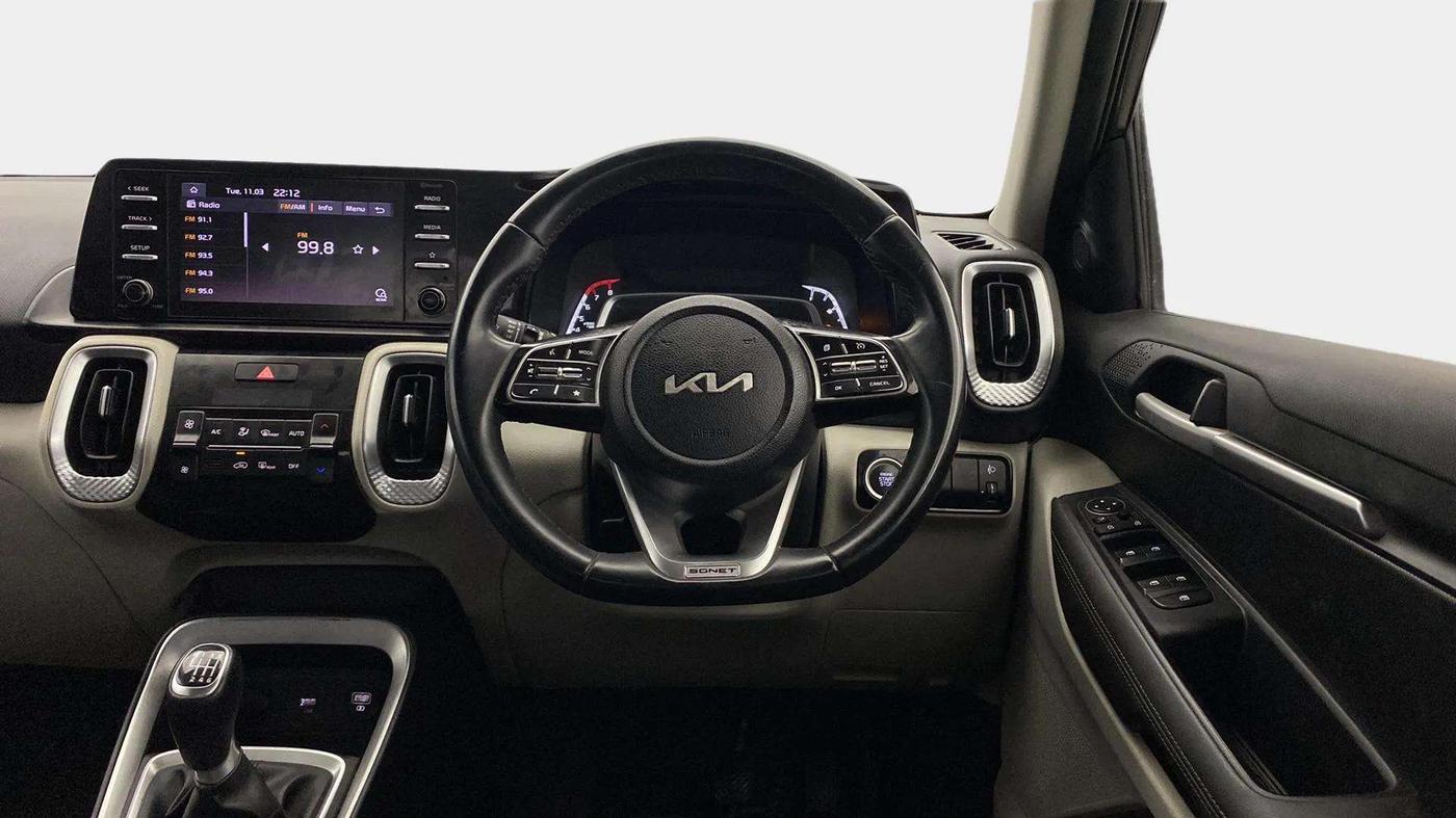 2021 KIA SONET HTX 1.0 IMT, Petrol, Manual, 60,297 km, Steering Wheel Close Up