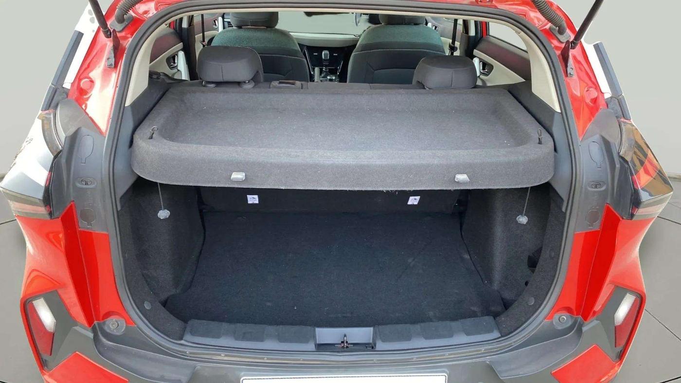 2023 Tata NEXON CREATIVE PLUS 1.2 REVOTRON 6 MT DT, Petrol, Manual, 11,949 km, Boot Inside