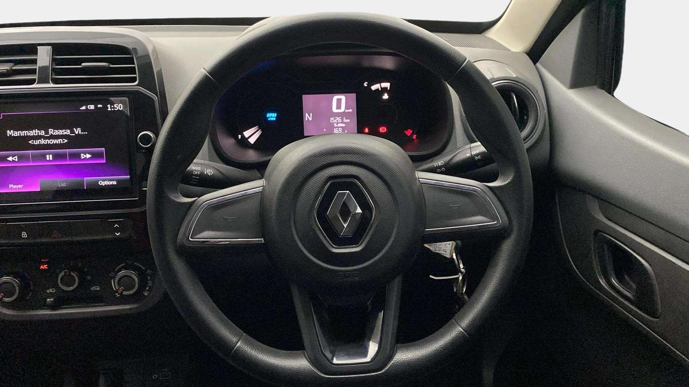 2021 Renault Kwid RXT 1.0 (O), Petrol, Manual, 15,627 km, Steering Wheel Close Up