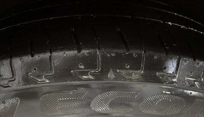 2021 Maruti Celerio ZXI AMT, Petrol, Automatic, 15,212 km, Right Front Tyre Tread