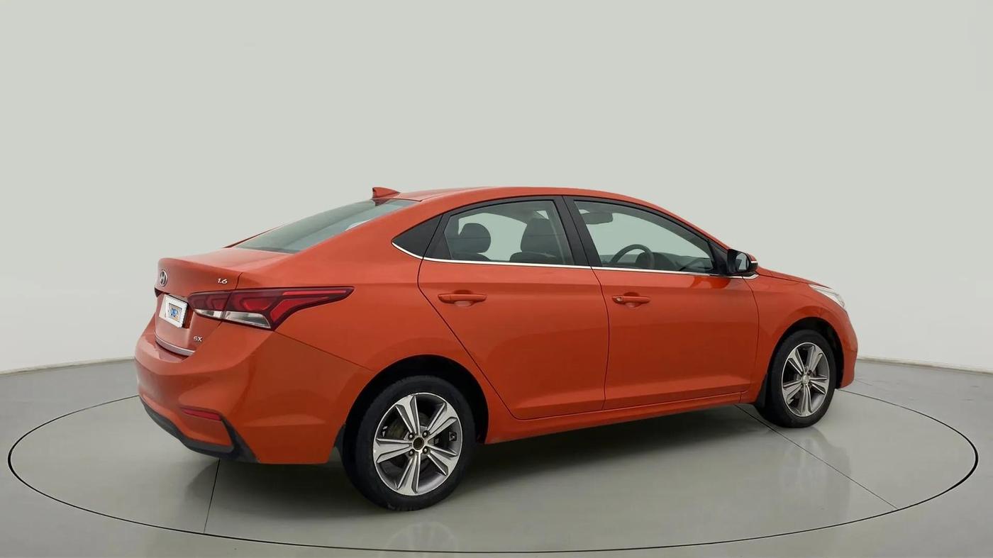 2018 Hyundai Verna 1.6 VTVT SX, Petrol, Manual, 41,497 km, Right Back Diagonal