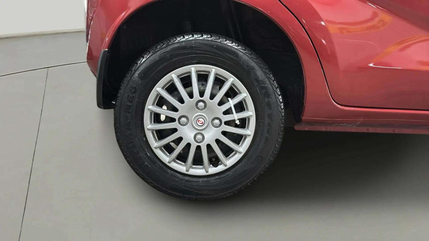 2017 Datsun Redi Go T(O) 0.8L LIMITED EDITION, Petrol, Manual, 64,834 km, Right Rear Wheel