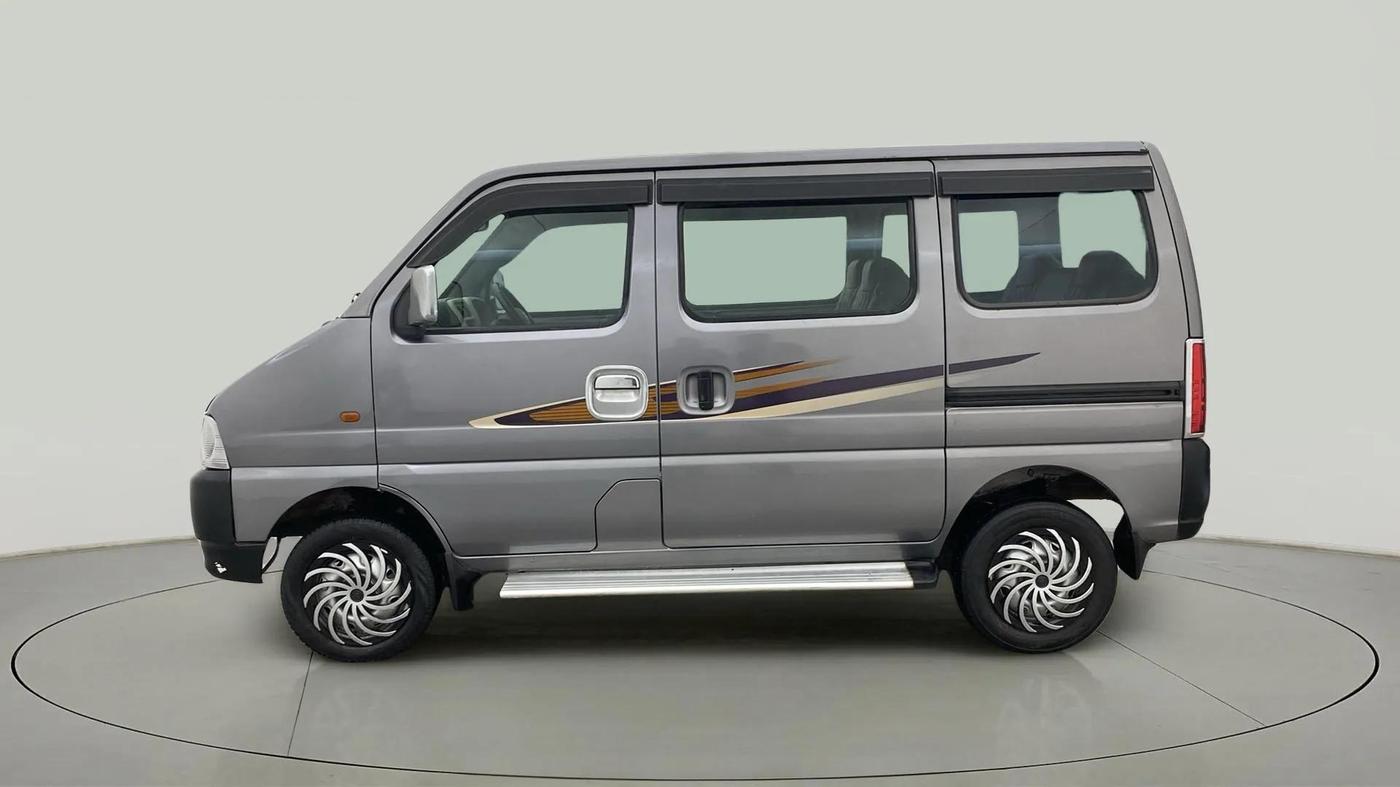 2020 Maruti Eeco 7 STR, Petrol, Manual, 33,361 km, Left Side