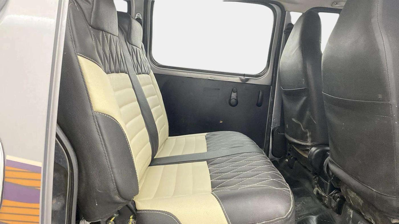 2020 Maruti Eeco 7 STR, Petrol, Manual, 33,361 km, Right Side Rear Door Cabin