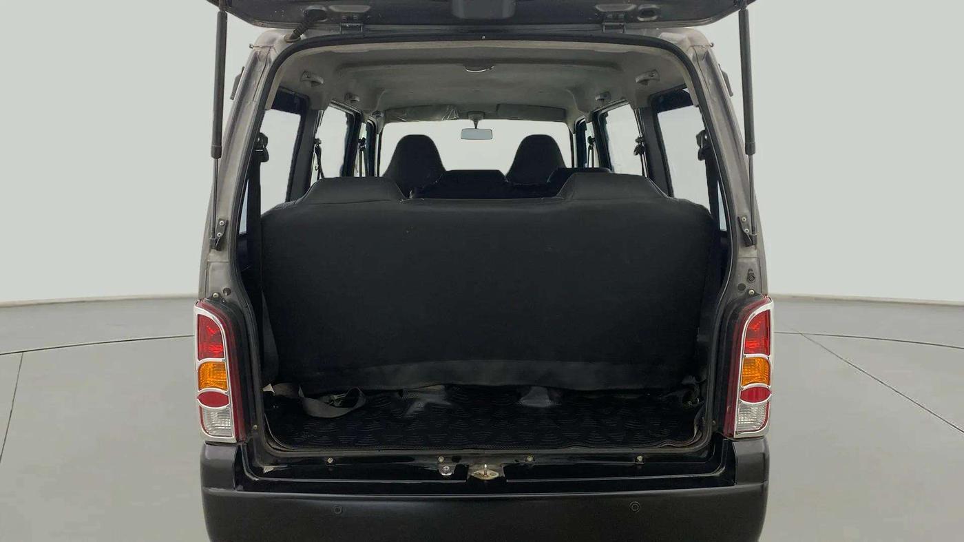 2020 Maruti Eeco 7 STR, Petrol, Manual, 33,361 km, Boot Inside