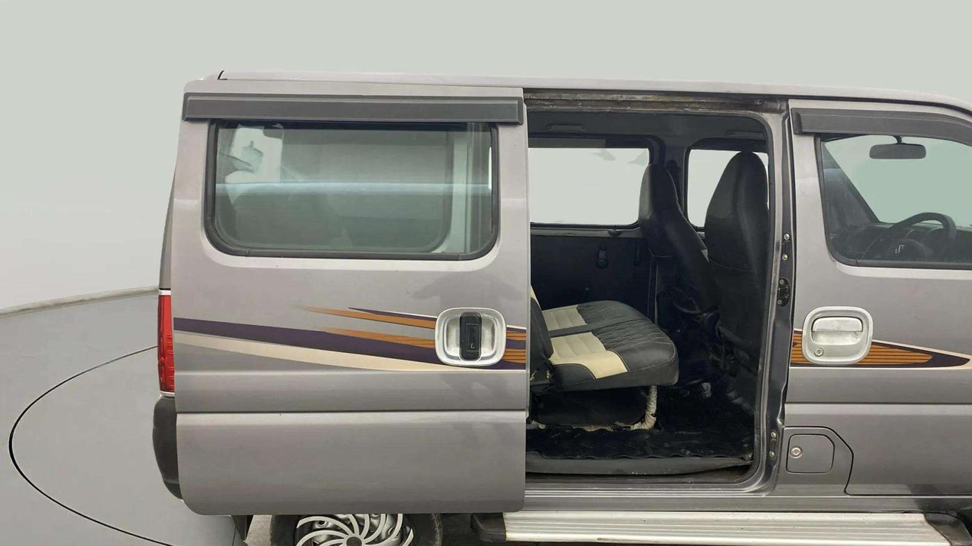 2020 Maruti Eeco 7 STR, Petrol, Manual, 33,361 km, RHS Rear Door