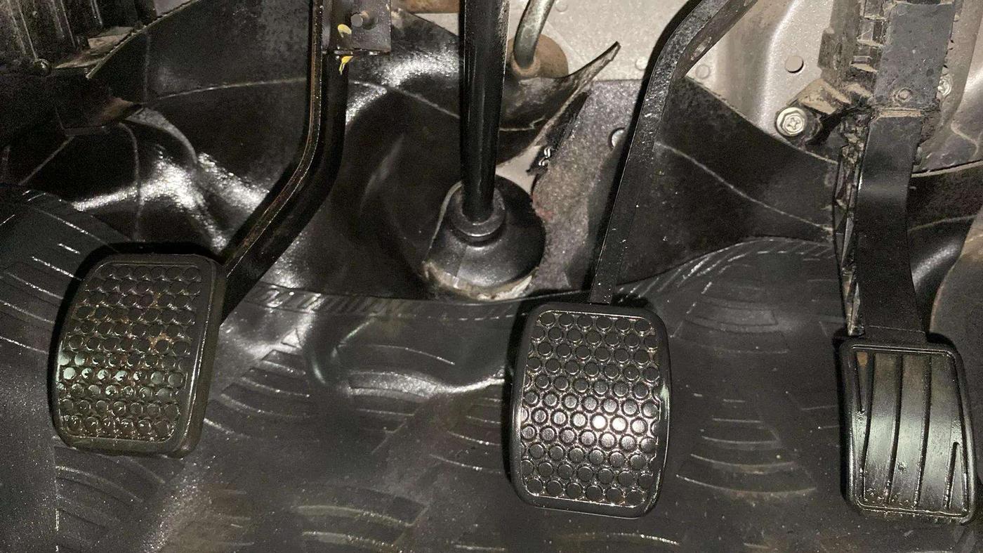 2020 Maruti Eeco 7 STR, Petrol, Manual, 33,361 km, Pedals