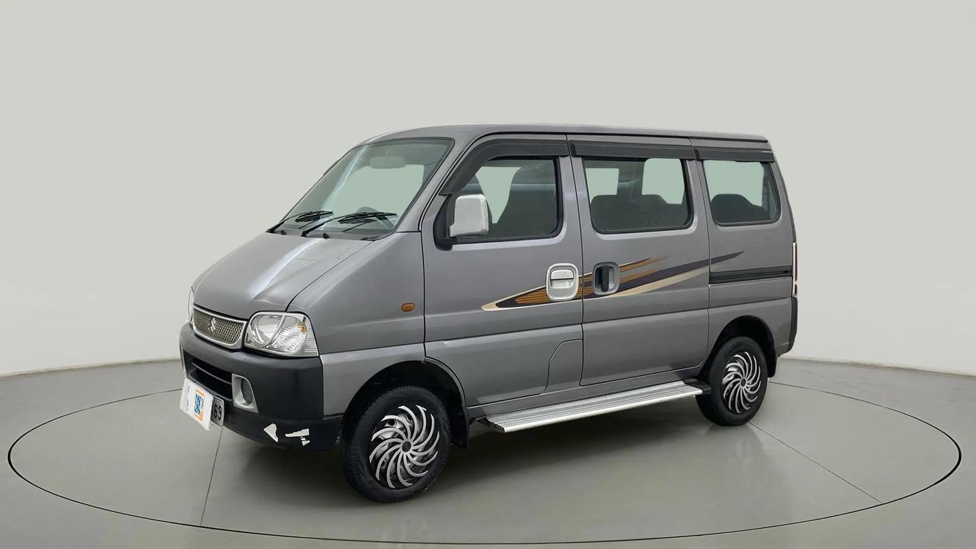 2020 Maruti Eeco 7 STR, Petrol, Manual, 33,361 km, Left Front Diagonal