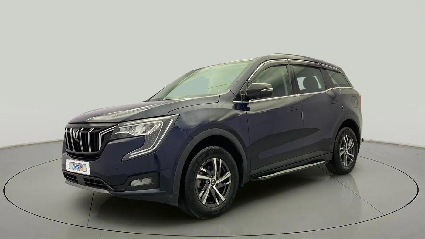 2022 Mahindra XUV700 AX 5 P MT 5 STR, Petrol, Manual, 33,399 km, Left Front Diagonal