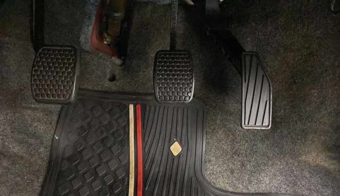 2021 Maruti Alto LXI, Petrol, Manual, 69,732 km, Pedals