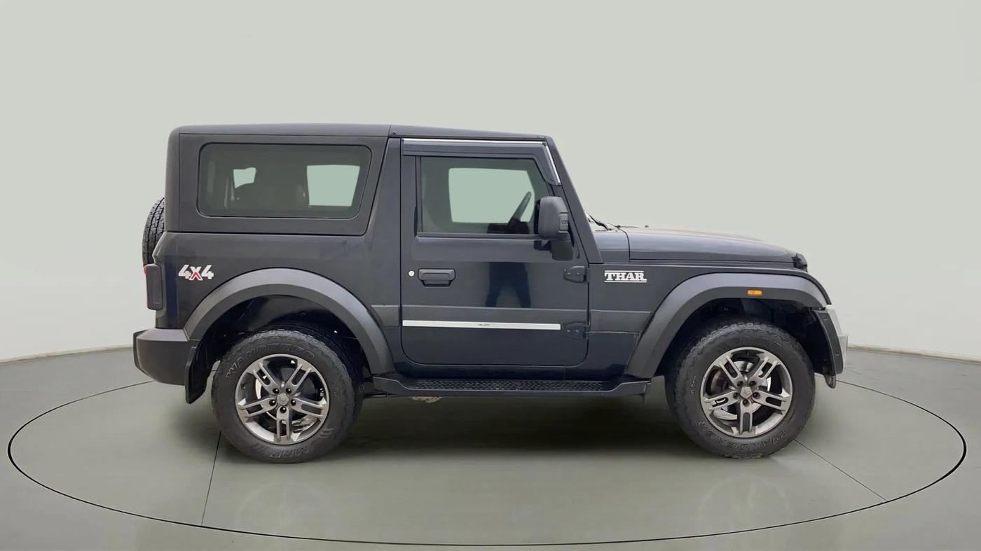 2022 Mahindra Thar LX D AT 4WD HT, Diesel, Automatic, 60,186 km, Right Side View