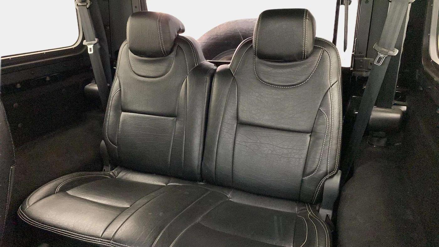 2022 Mahindra Thar LX D AT 4WD HT, Diesel, Automatic, 60,186 km, Right Side Rear Door Cabin