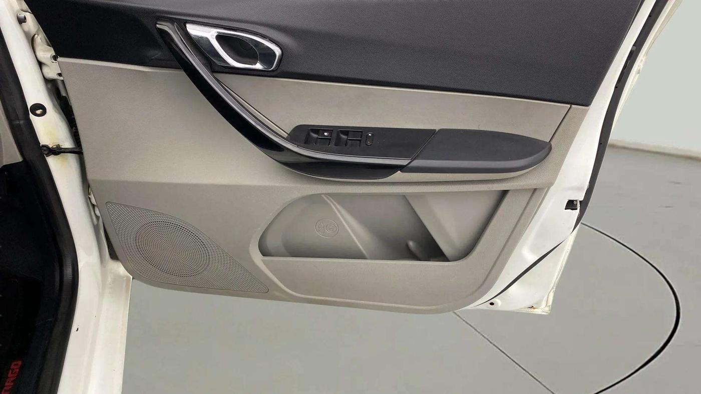 2020 Tata Tiago XZA PLUS PETROL, Petrol, Automatic, 25,408 km, Driver Side Door Panels Control