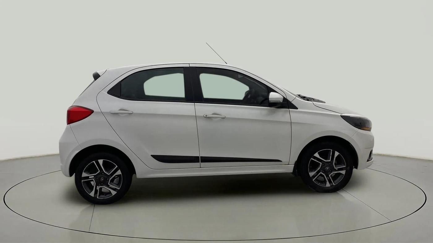 2020 Tata Tiago XZA PLUS PETROL, Petrol, Automatic, 25,408 km, Right Side View