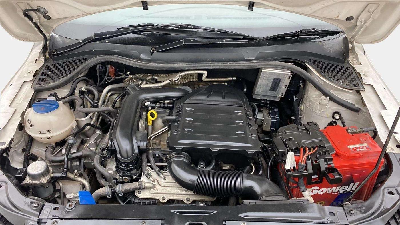 2020 Skoda Rapid ACTIVE 1.0 TSI, Petrol, Manual, 58,579 km, Engine View