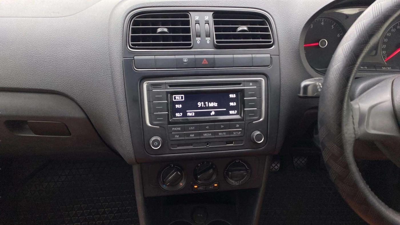 2021 Volkswagen Polo COMFORTLINE 1.0L MPI, Petrol, Manual, 77,996 km, Air Conditioner