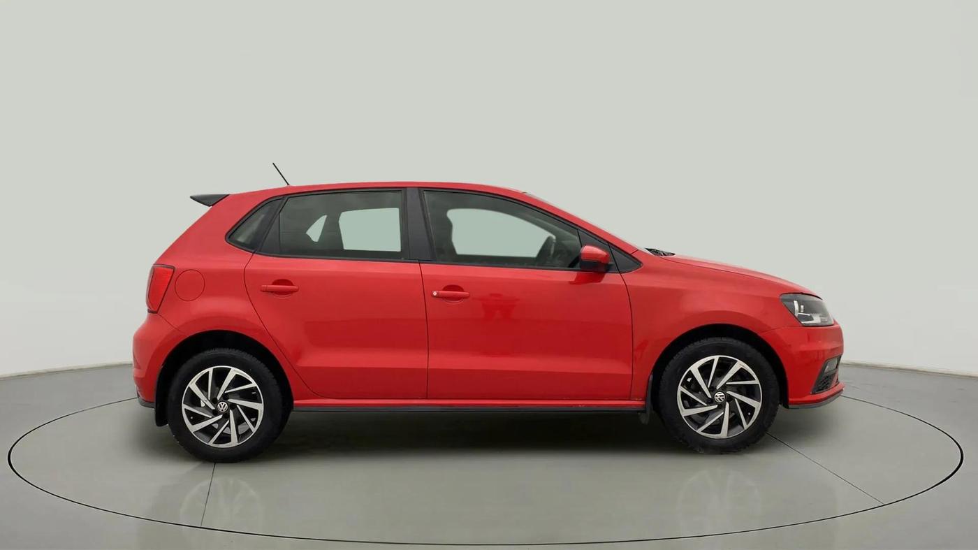 2021 Volkswagen Polo COMFORTLINE 1.0L MPI, Petrol, Manual, 77,996 km, Right Side View