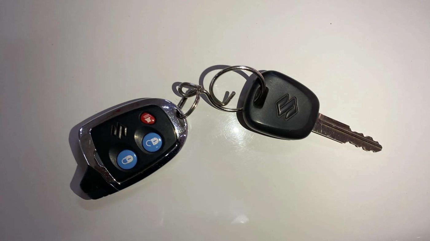 2022 Maruti Alto LXI O, Petrol, Manual, 9,697 km, Key Close Up