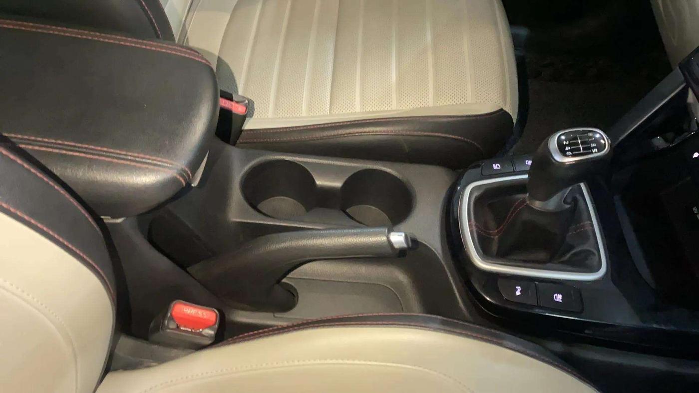 2020 KIA SELTOS GTX PLUS 1.4 PETROL, Petrol, Manual, 38,093 km, Gear Lever
