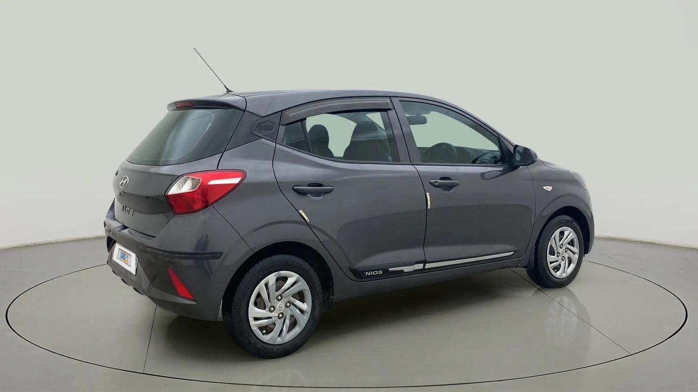 2021 Hyundai GRAND I10 NIOS MAGNA 1.2 KAPPA VTVT, Petrol, Manual, 88,706 km, Right Back Diagonal