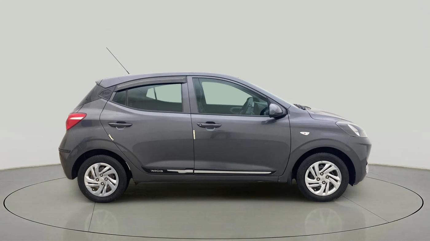 2021 Hyundai GRAND I10 NIOS MAGNA 1.2 KAPPA VTVT, Petrol, Manual, 88,706 km, Right Side View