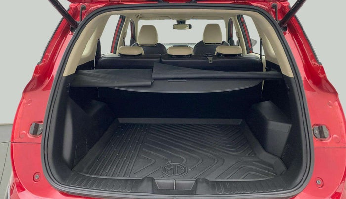 2021 MG HECTOR SHARP 1.5 PETROL CVT, Petrol, Automatic, 35,795 km, Boot Inside