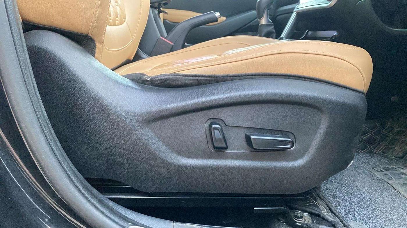 2021 KIA SELTOS HTX PLUS 1.5 DIESEL, Diesel, Manual, 64,883 km, Driver Side Adjustment Panel