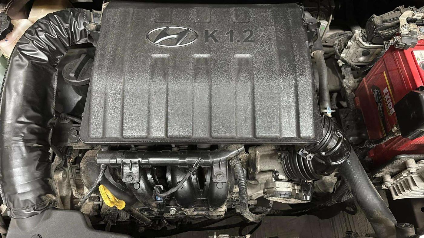 2020 Hyundai AURA SX PLUS 1.2 AMT, Petrol, Automatic, 18,808 km, Engine View