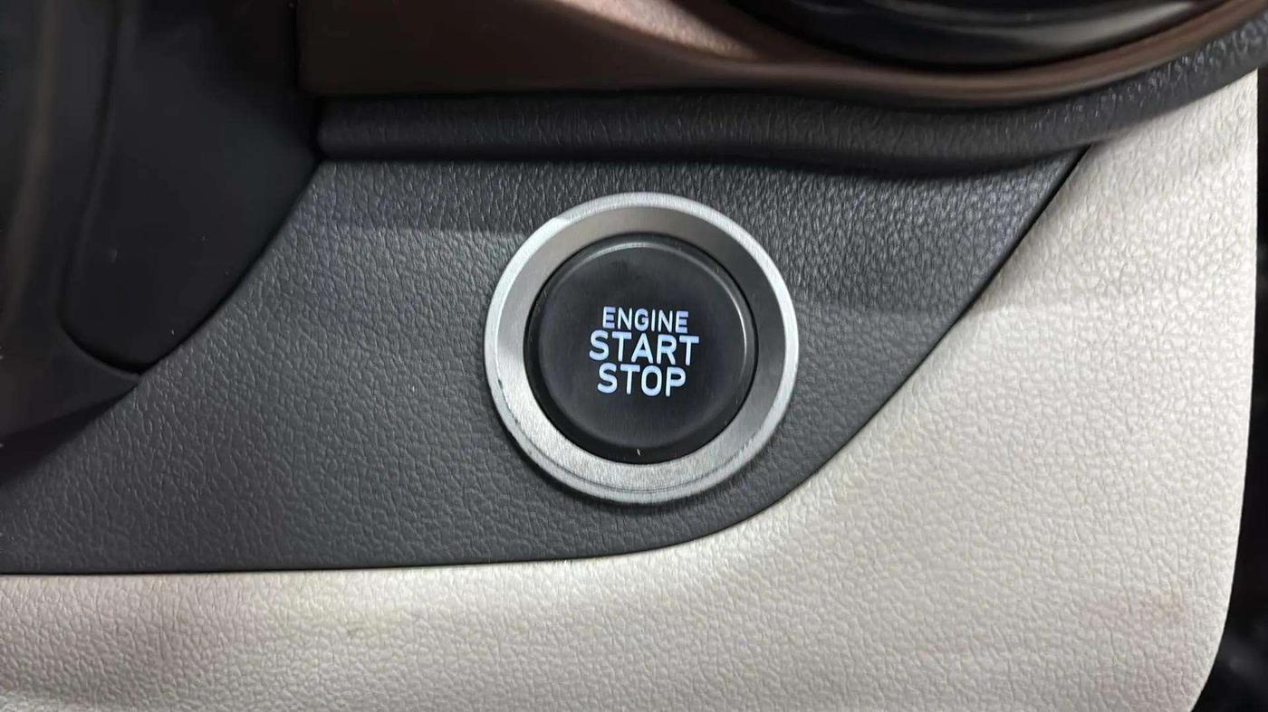 2020 Hyundai AURA SX PLUS 1.2 AMT, Petrol, Automatic, 18,808 km, Keyless Start/ Stop Button