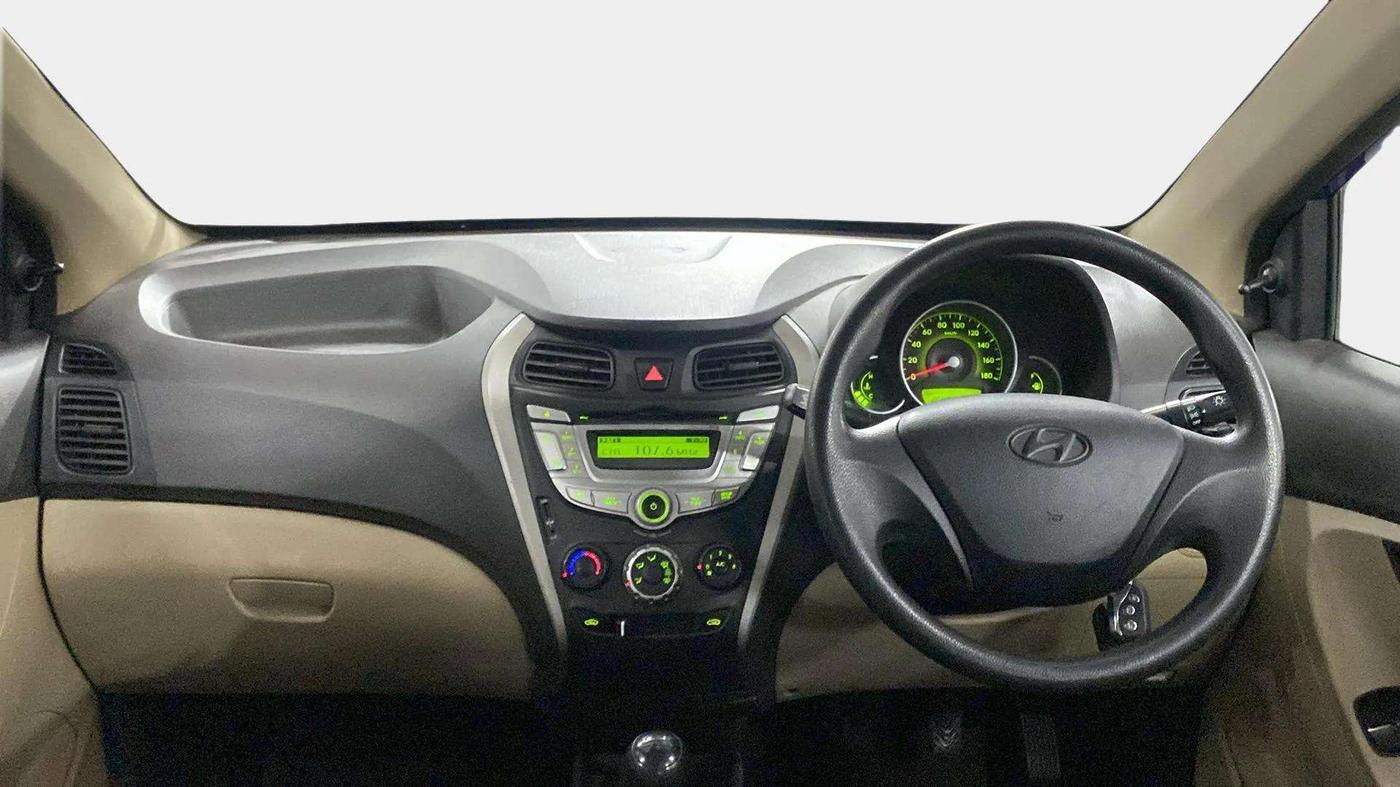 2013 Hyundai Eon MAGNA +, Petrol, Manual, 26,926 km, Dashboard