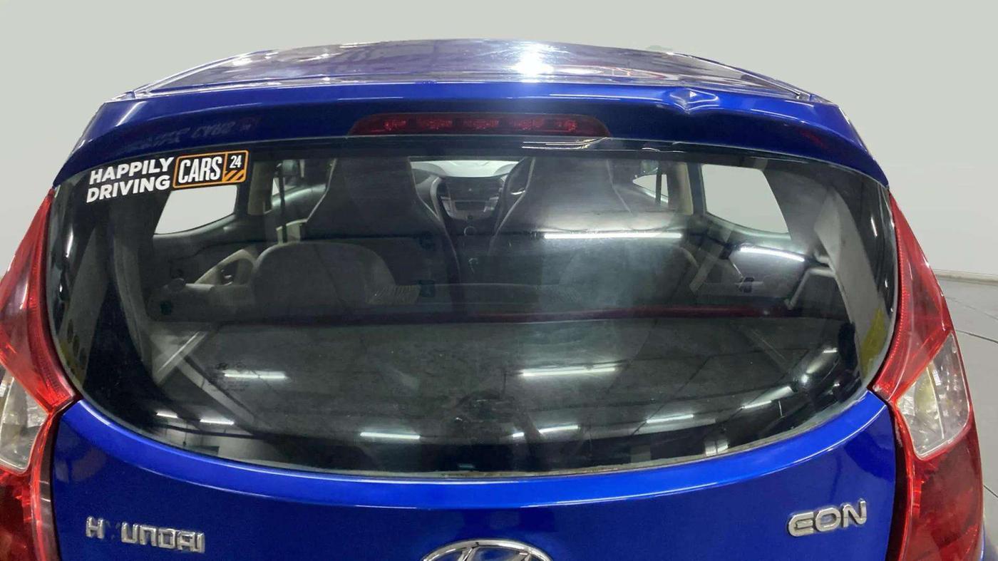 2013 Hyundai Eon MAGNA +, Petrol, Manual, 26,926 km, Rear Windshield