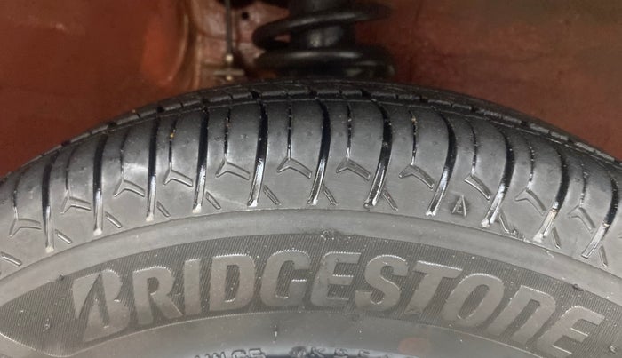 2015 Maruti Alto 800 LXI, Petrol, Manual, 61,808 km, Right Front Tyre Tread