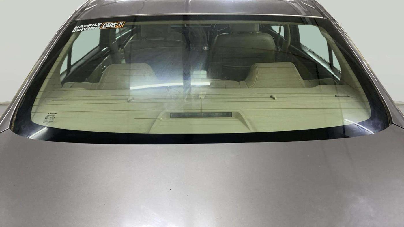 2016 Maruti Ciaz ZXI+ AT, Petrol, Automatic, 85,341 km, Rear Windshield
