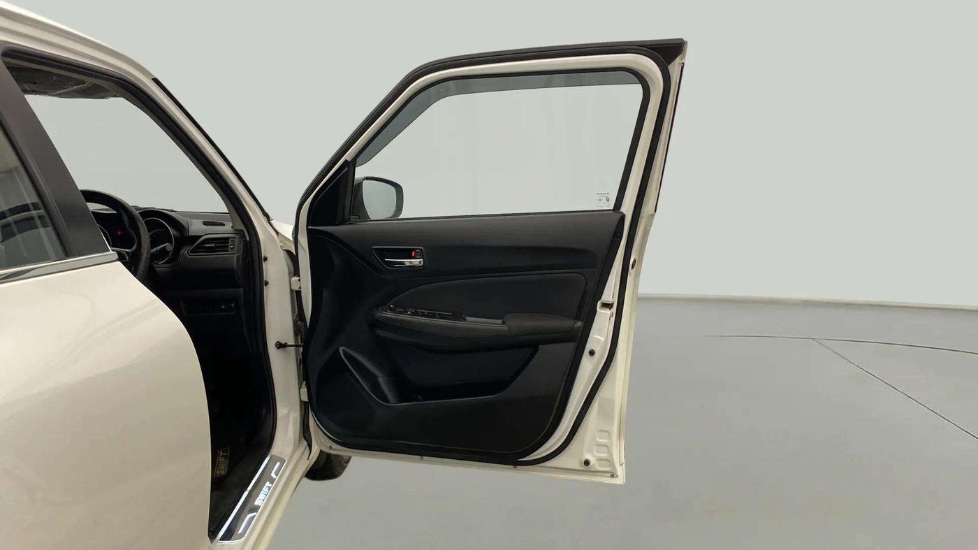 2019 Maruti Swift VXI, Petrol, Manual, 25,504 km, RHS Front Door