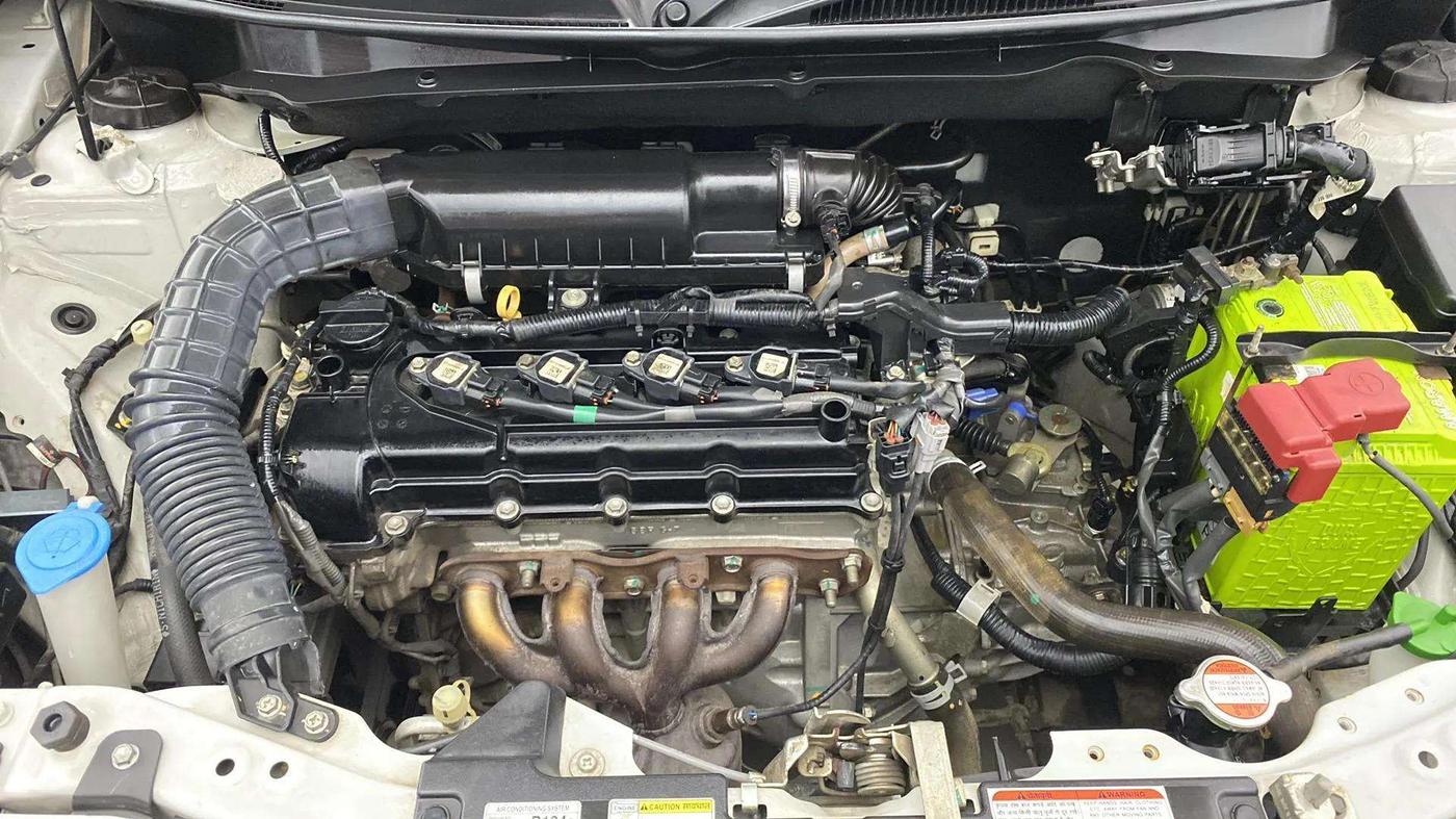 2019 Maruti Swift VXI, Petrol, Manual, 25,504 km, Engine View