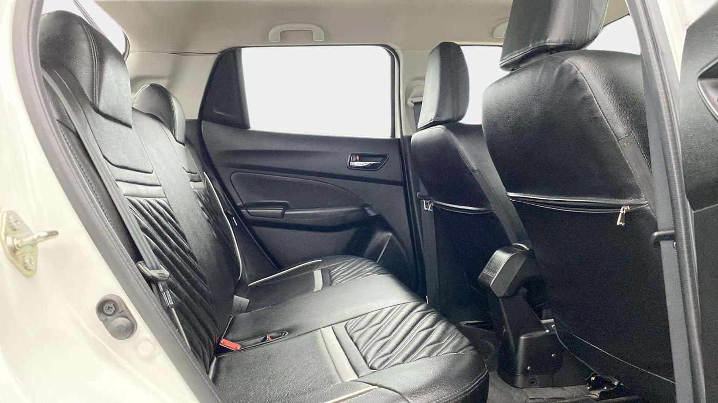 2019 Maruti Swift VXI, Petrol, Manual, 25,504 km, Right Side Rear Door Cabin