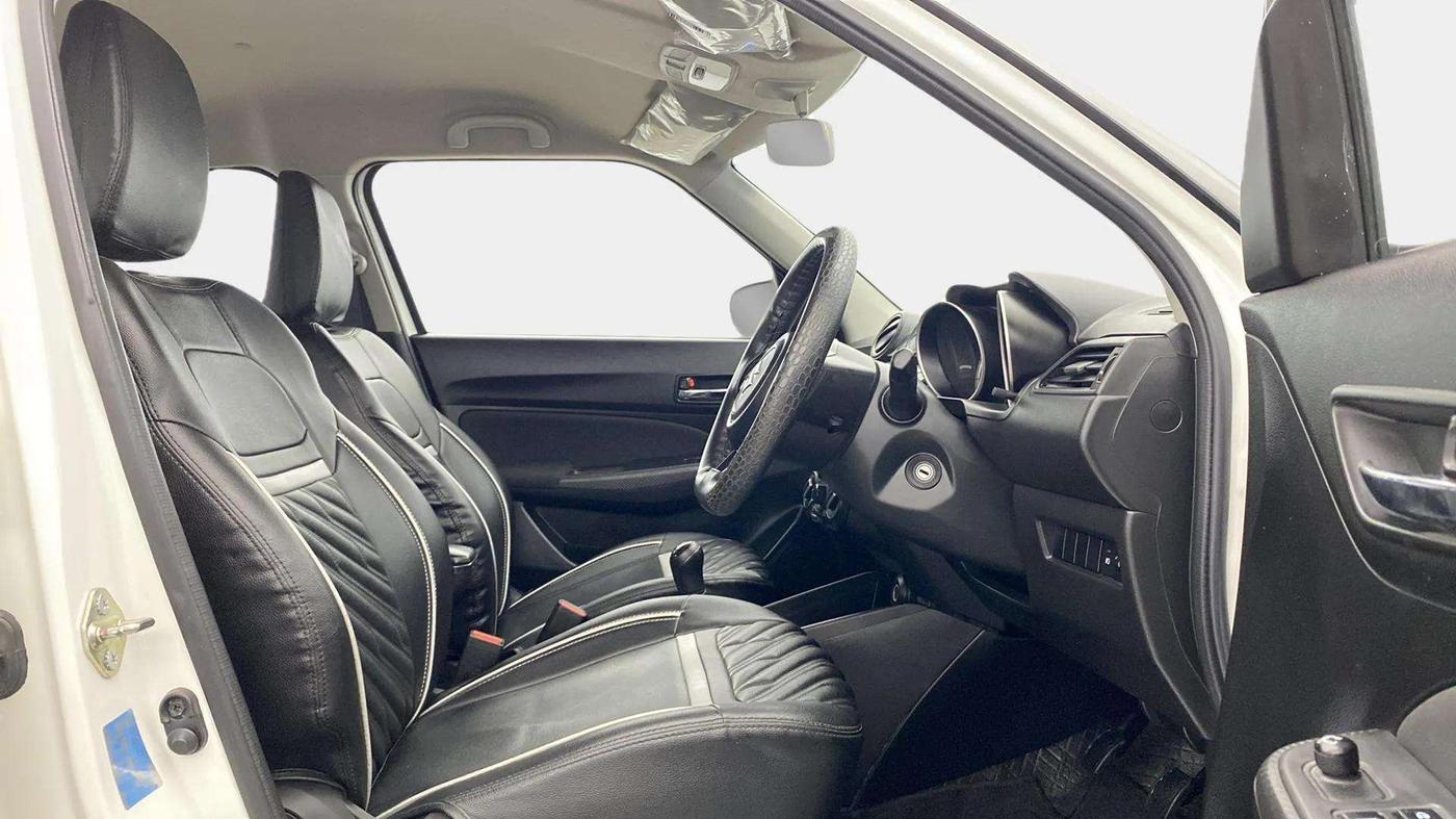 2019 Maruti Swift VXI, Petrol, Manual, 25,504 km, Right Side Front Door Cabin