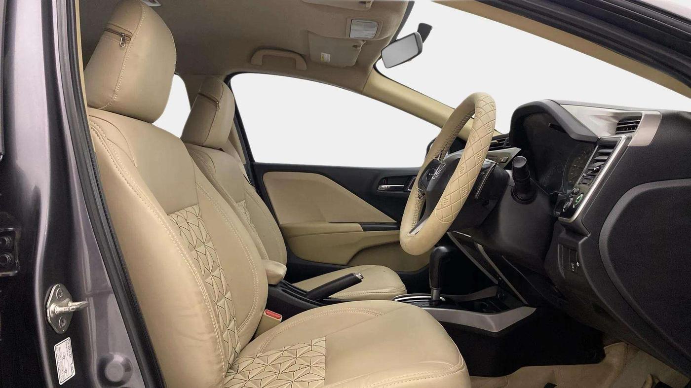 2017 Honda City 1.5L I-VTE V CVT, Petrol, Automatic, 67,935 km, Right Side Front Door Cabin