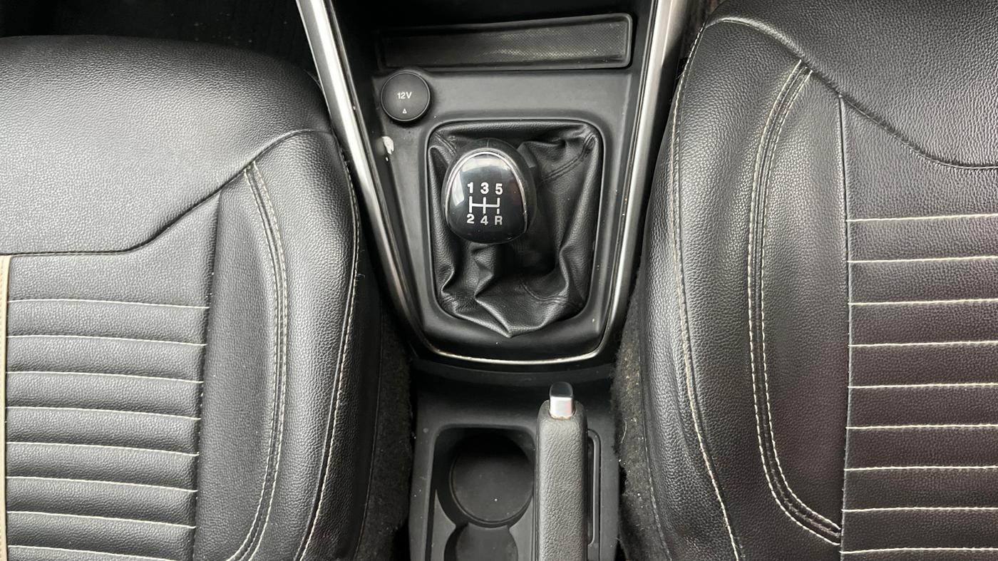 2019 Ford Ecosport TITANIUM 1.5L DIESEL, Diesel, Manual, 90,436 km, Gear Lever
