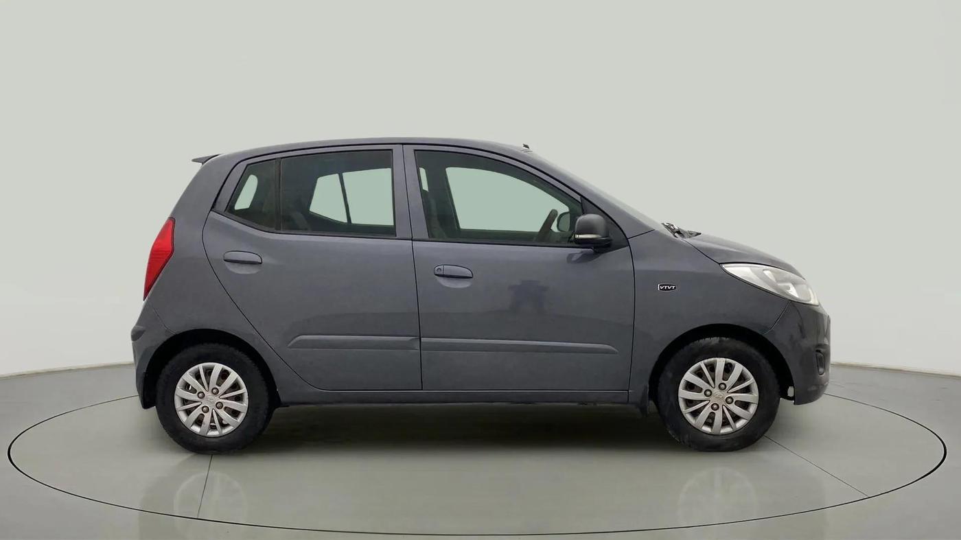 2013 Hyundai i10 SPORTZ 1.2, Petrol, Manual, 77,177 km, Right Side View